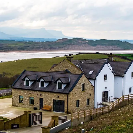 Ocean Breeze 3 Ensuite Bedroom Lower House With Games Lägenhet Ballyshannon