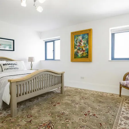 Ocean Breeze 3 Ensuite Bedroom Lower House With Games